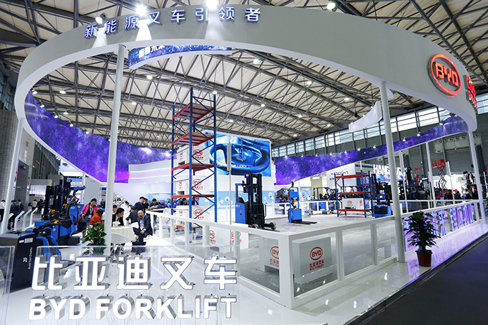 展臺搭建天景造型設(shè)計類型有那些？會用到那種材料？