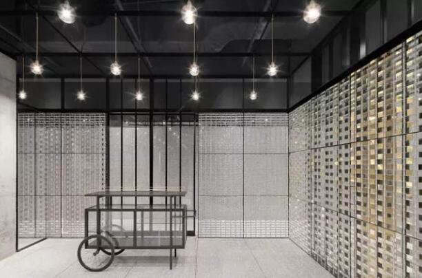 展會(huì)搭建布置中一般使用什么玻璃？其特性又有那些？