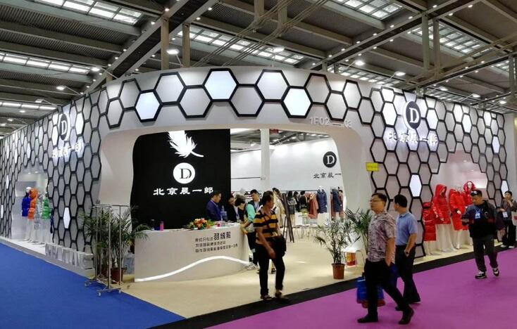 上海服裝展臺(tái)搭建公司解釋 GOFE2022上海運(yùn)動(dòng)時(shí)尚潮服展將開(kāi)展信息時(shí)間