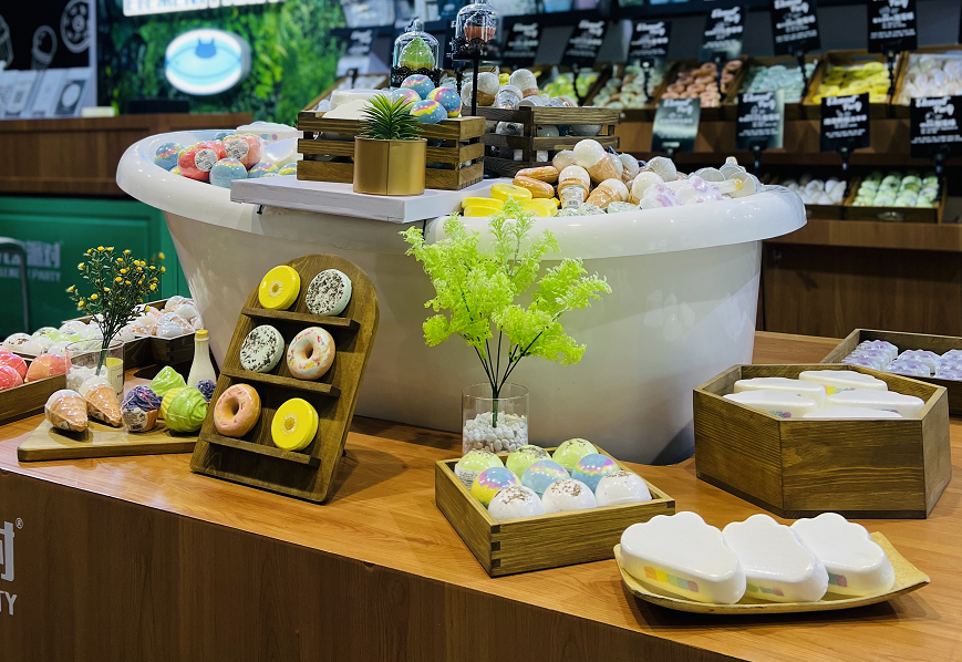 展臺中的產(chǎn)品成列該如何處理？上海展臺搭建裝修公司解讀